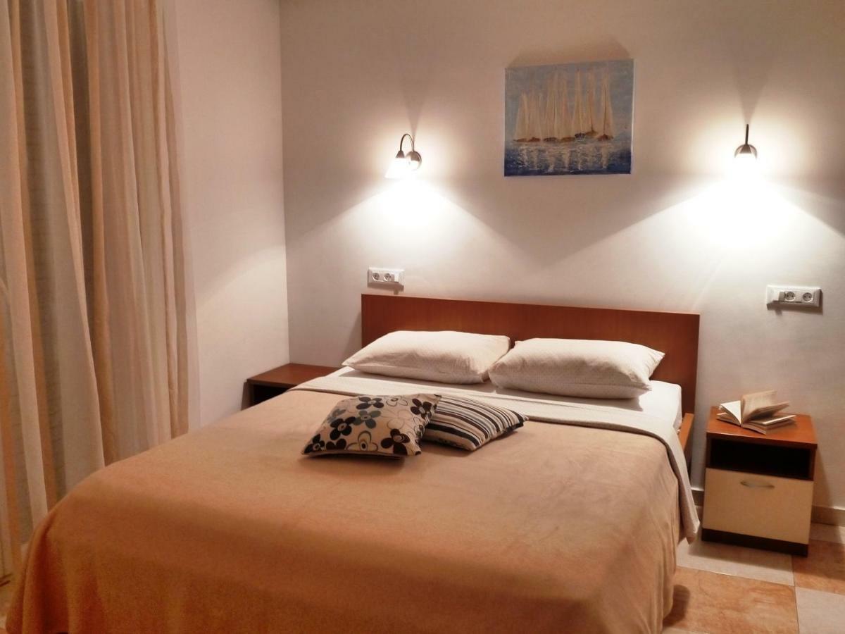 Nice Apartment & Room In Cavtat Extérieur photo