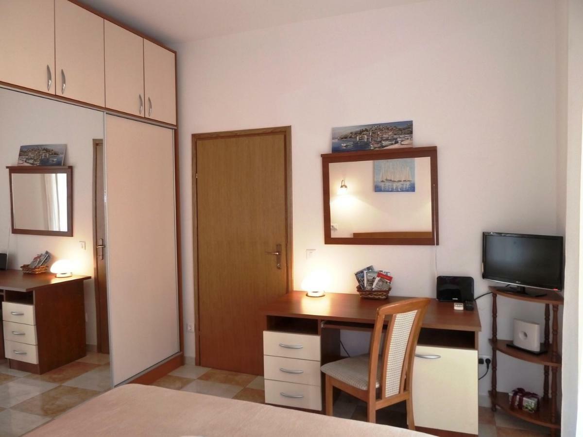 Nice Apartment & Room In Cavtat Extérieur photo